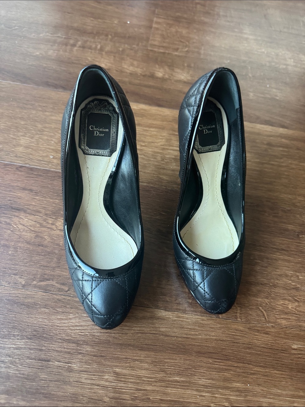 Dior Black Quilted Leather Pumps with Rounded Toe